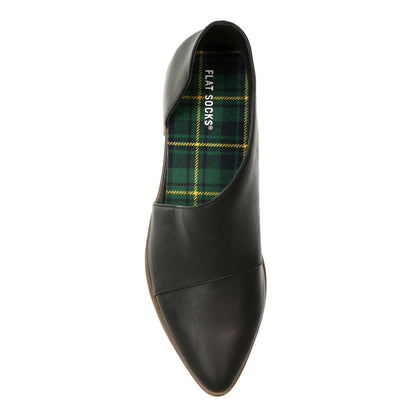 Small (up to Women's 11, Men's 10)